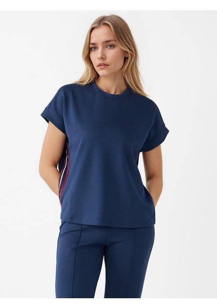 Lacivert Kısa Kollu Bisiklet Yaka Şerit Detaylı Örme Tişört