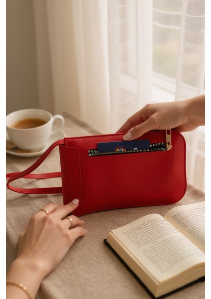 EYCH LAİLA Kadın Telefon Çantası – Kartlık Bölmeli, Minimalist ve Şık Tasarım fırsatları