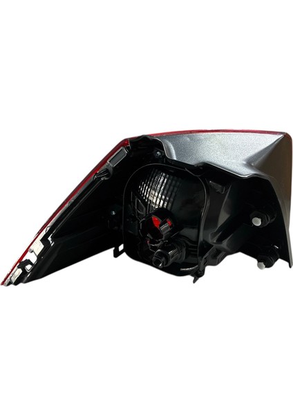 Volkswagen Golf 7 Comfortline Midline Sağ Dış Arka Stop Lambası E-Mark fiyatları