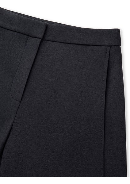 Wide Leg Fit Aller Detaylı Pantolon IW6250003198001 indirimleri