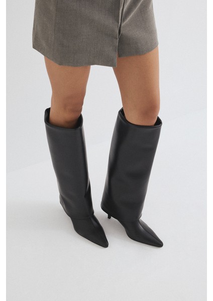 Çizme 2311 - Sivri Burun Tozluk Detaylı Siyah Kadın Çizme
