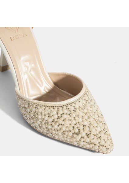 Kadın Beyaz Ayarlanabilir Tokalı Taşlı Gelin Ayakkabısı