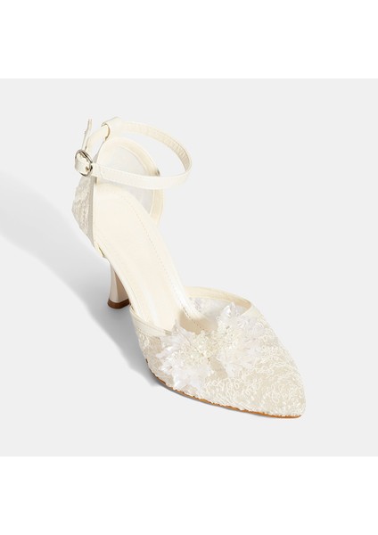 Kadın Beyaz Dantel Detaylı Taşlı Topuklu Gelin Ayakkabısı fırsatları