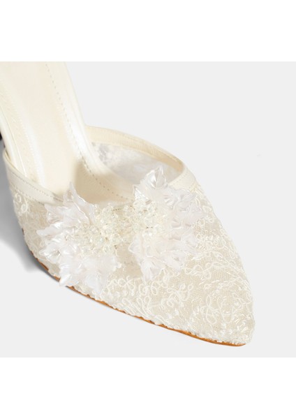 Kadın Beyaz Dantel Detaylı Taşlı Topuklu Gelin Ayakkabısı indirimleri