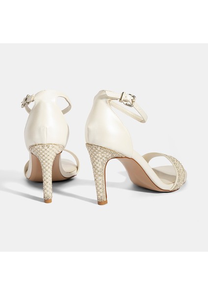 Kadın Beyaz Ayarlanabilir Tokalı Taşlı Topuklu Abiye Sandalet