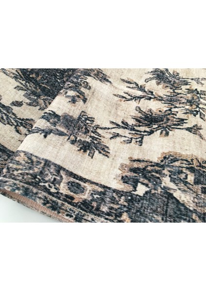 Renkli ve Şık Kilim Motifli Masa Örtüsü fiyatları