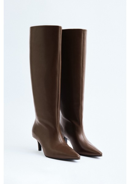 Çizme 2312 - Sivri Burun Önden Dikiş Detaylı Acı Kahve Kadın Çizme