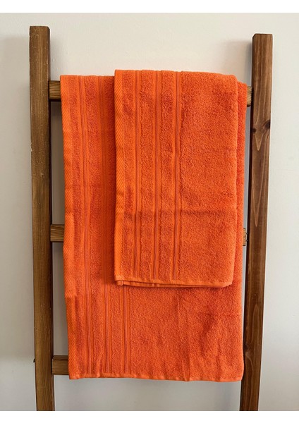 % 100 Pamuklu Turuncu 2'li Banyo Havlu Seti (70 x 140 cm Banyo Havlusu ve 50 x 90 cm Baş Havlusu) fiyatları