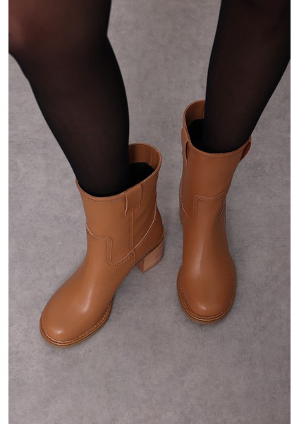 Bot 2313 - Oval Burunlu Camel Kadın Bot modelleri