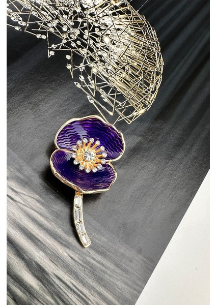 Altın Rengi Mineli Baget Taş Detay Çiçek Broş (5cm) fırsatları