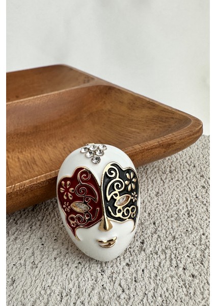 Altın Rengi Desen Detaylı Renkli Tasarım Maske Broş (4cm)