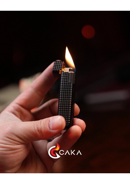 Petra Titan Black Çakmak fırsatları