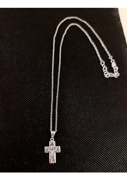 Küçük Işçilikli Haç Gumus Kolye