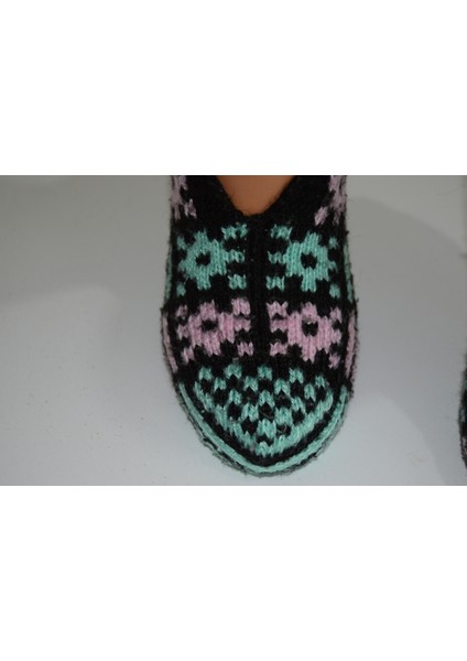 🧦 El Örgüsü Rahat ve Şık Patik