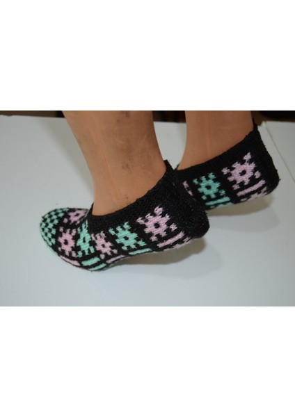 🧦 El Örgüsü Rahat ve Şık Patik modelleri