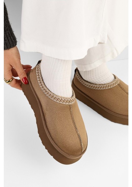 Kadın Uggps Vizon Içi Tüylü Kısa Süet Düz Terlik fiyatları