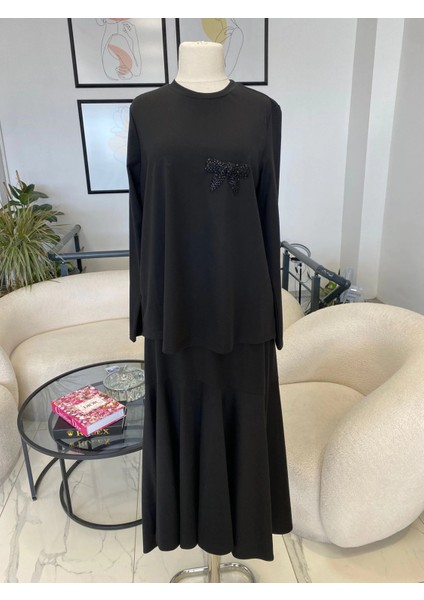 Fiyonk Detaylı Etekli Takım