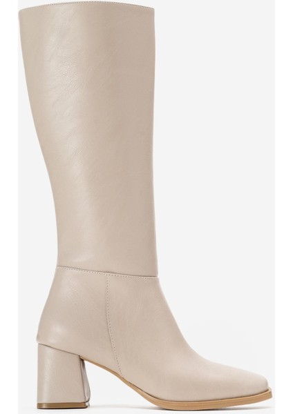 Sade Küt Burunlu Topuklu Kadın Çizme BEJ CİLT