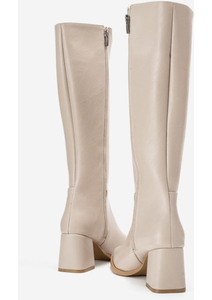 Sade Küt Burunlu Topuklu Kadın Çizme BEJ CİLT