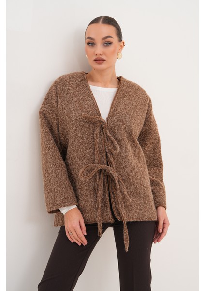 Kırçıllı Önü Bağlamalı Kahve Oversize Kaban modelleri