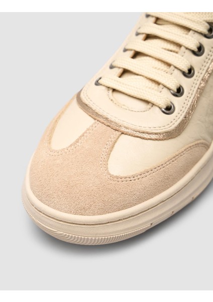 %100 Hakiki Deri Süet Karışımlı Bej Kadın Ayakkabı