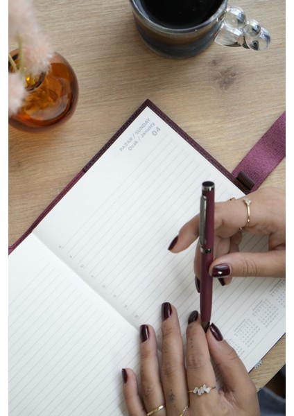 Exclusive 2026 Günlük Ajanda A5 (14x21cm) Ivory 80gr. İçi Değişebilir