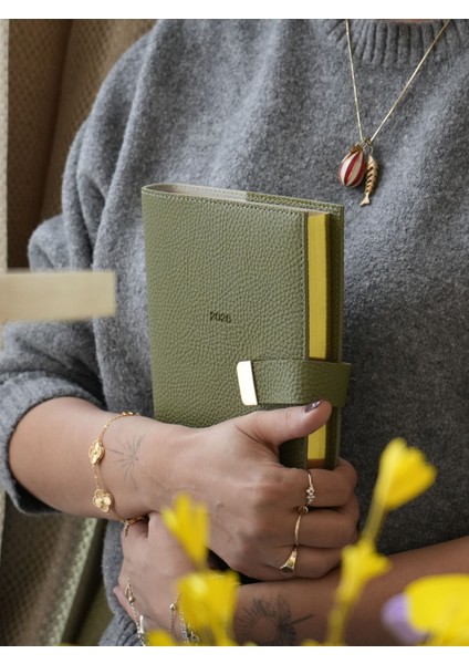 Exclusive 2026 Günlük Ajanda A5 (14x21cm) Ivory 80gr. İçi Değişebilir