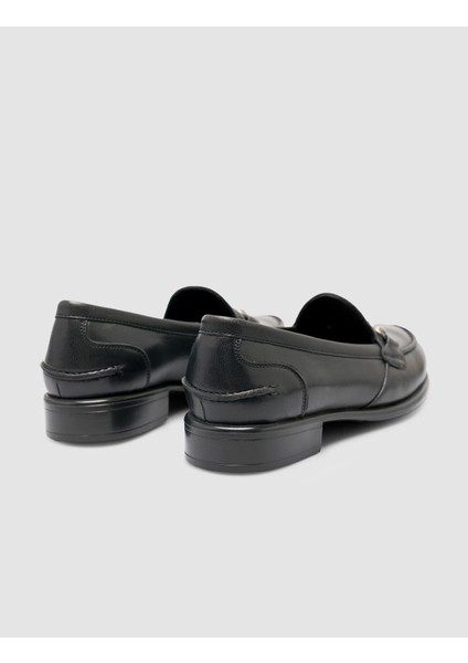 %100 Hakiki Deri Siyah Kadın Toka Detaylı Günlük Ayakkabı fırsatları