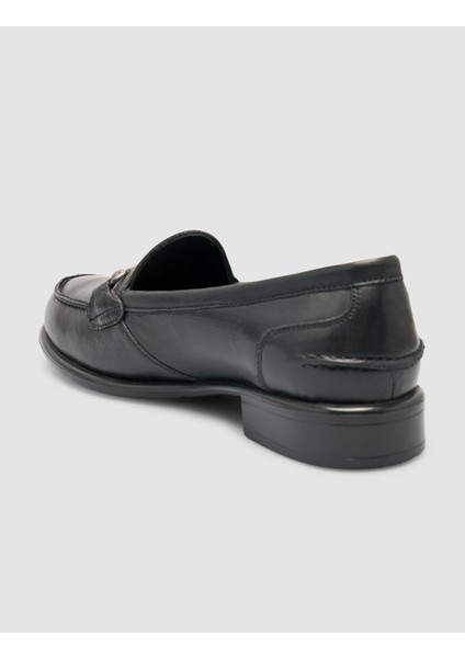 %100 Hakiki Deri Siyah Kadın Toka Detaylı Günlük Ayakkabı