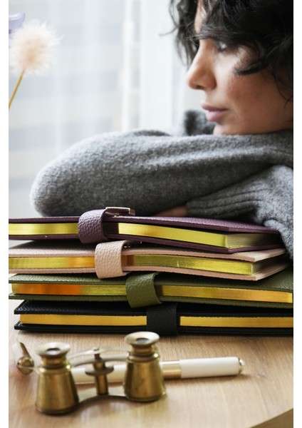 Exclusive 2026 Haftalık Ajanda A4 (19x25cm) Ivory 100gr. İçi Değişebilir