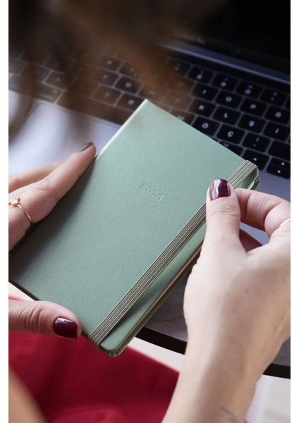 Classic 2026 Haftalık Ajanda A6 (9x14 cm) Sert Kapak Ivory 70gr. modelleri