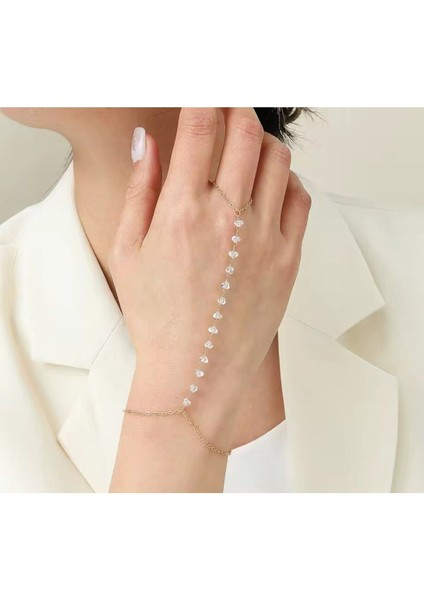 Şıklığınızı Tamamlayacak Zarif Taşlı Zincir Şahmeran