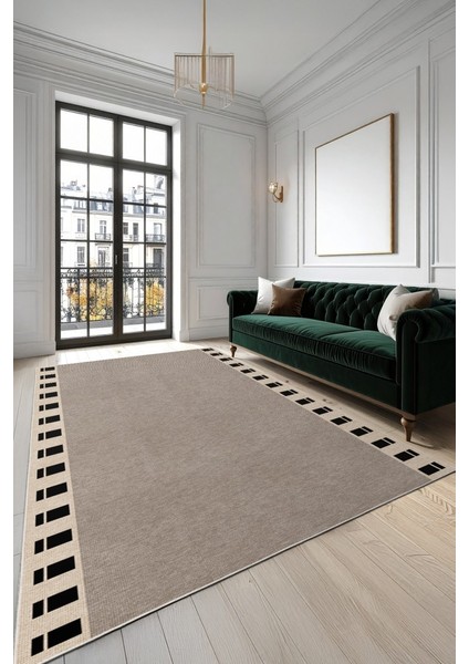 Bej Zemin Üzerinde Grafik Kenar Hem Dekoratif Hem Pratik Kaymaz Taban Halı modelleri