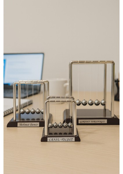 biton kişiye ısme özel newton balans denge topu büyük boy - ofis - ev masa üstü motivasyon hediyesi indirimleri