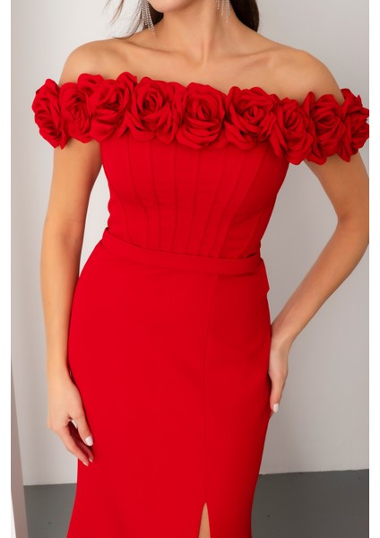Kadın Kırmızı Çiçek Detay Yırtmaçlı Uzun Abiye Elbise indirimleri