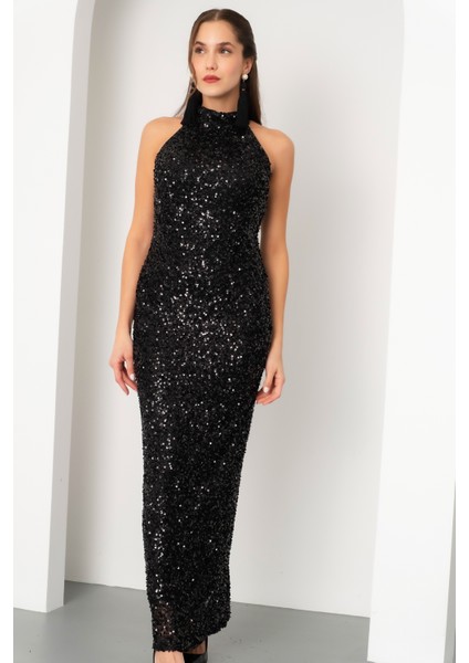 Kadın Siyah Halter Yaka Pul Payet Uzun Abiye Elbise modelleri