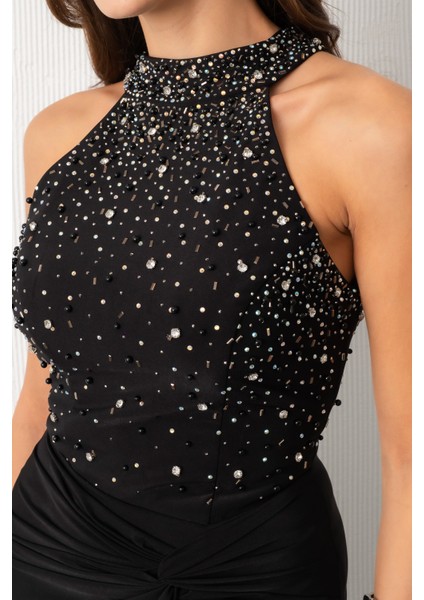 Kadın Siyah Halter Yaka Taşlı Uzun Abiye Elbise fırsatları