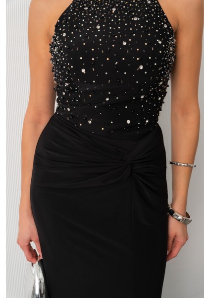Kadın Siyah Halter Yaka Taşlı Uzun Abiye Elbise indirimleri