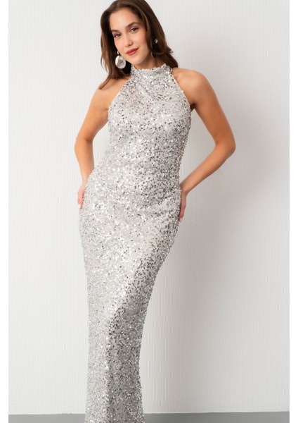 Kadın Gümüş Halter Yaka Pul Payet Uzun Abiye Elbise modelleri