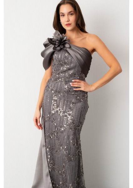 Kadın Gri Boncuklu Tek Omuz Fiyonk Detay Kuyruklu Uzun Abiye modelleri