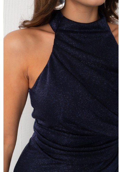 Kadın Lacivert Halter Yaka Yırtmaçlı Simli Uzun Abiye Elbise indirimleri