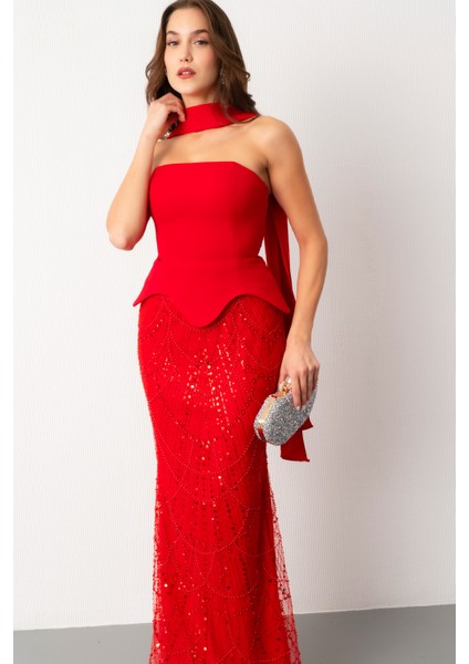 Kadın Kırmızı Straplez Taşlı Uzun Balık Abiye modelleri