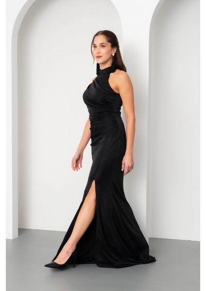 Kadın Siyah Halter Yaka Yırtmaçlı Simli Uzun Abiye Elbise fiyatları