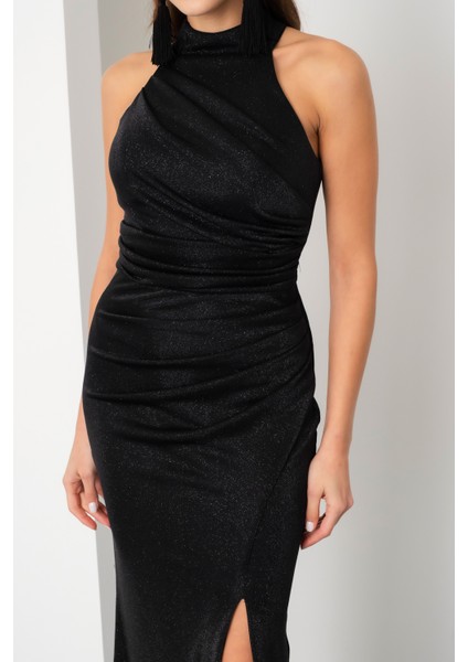 Kadın Siyah Halter Yaka Yırtmaçlı Simli Uzun Abiye Elbise fırsatları