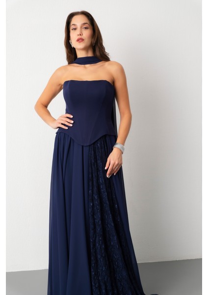 Kadın Lacivert Straplez Yaka Piliseli Dantel Detay Uzun Abiye Elbise modelleri