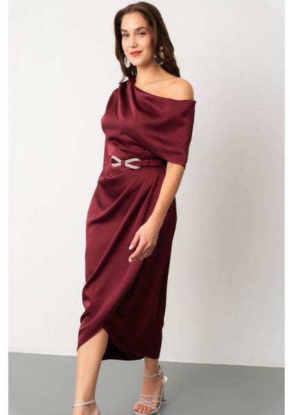 Kadın Bordo Tek Kol Kemerli Midi Elbise modelleri