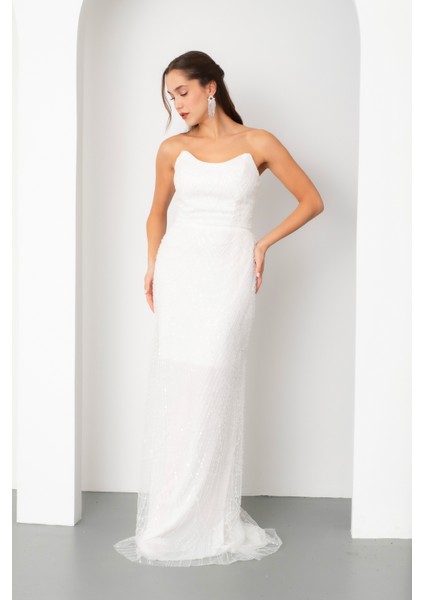 Kadın Beyaz Straplez Boncuklu Uzun Balık Abiye Elbise fiyatları