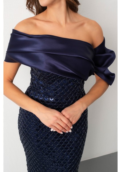 Kadın Lacivert Yaka Detay Boncuklu Uzun Abiye Elbise indirimleri