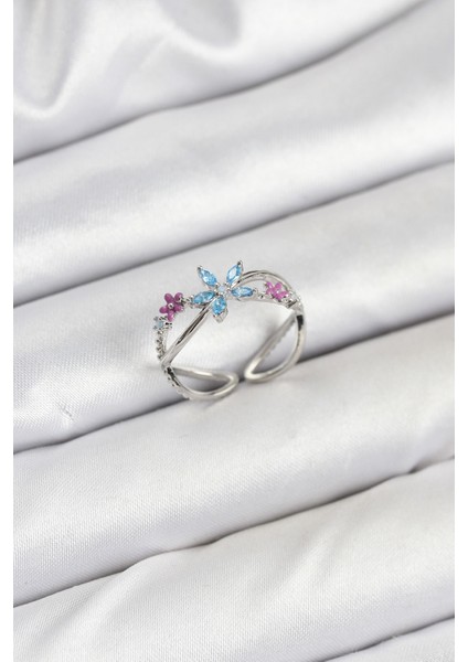 Pirinç Gümüş Renk Zirkon Taşlı Mavi Çiçekli Kadın Yüzük