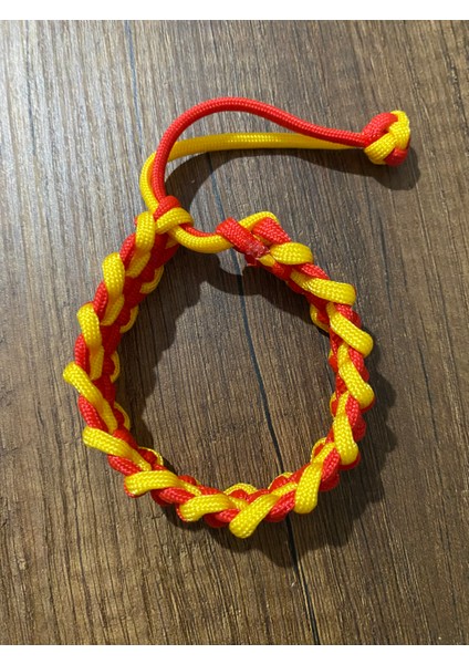 Sarı Kırmızı Geçişli Model Paracord Bileklik fiyatları